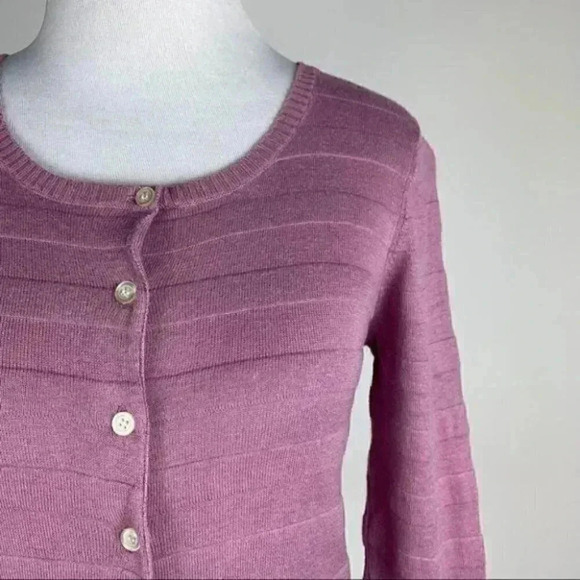 The Limited sweater size XS pink mauve cardigan - Picture 3 of 8